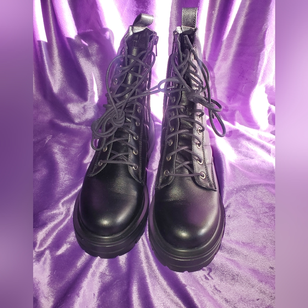 Steve Madden boots